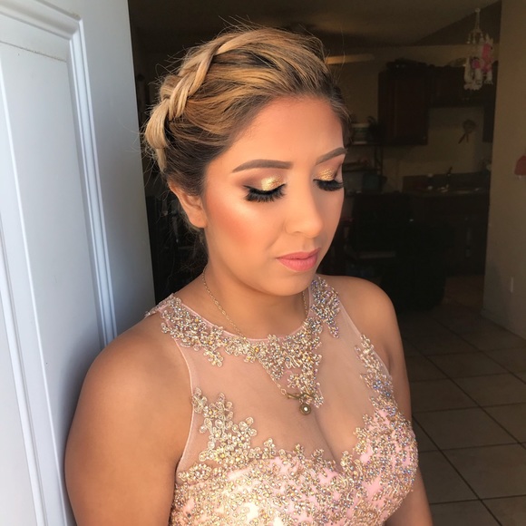 Hair & makeup